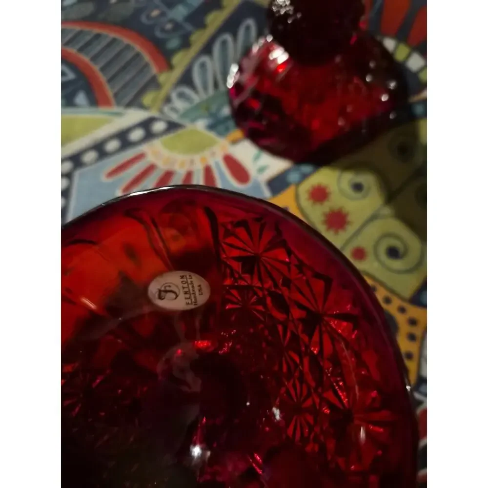 Vintage Fenton Art Glass Daisy And Button Pattern Ruby Red Amberina Glows...